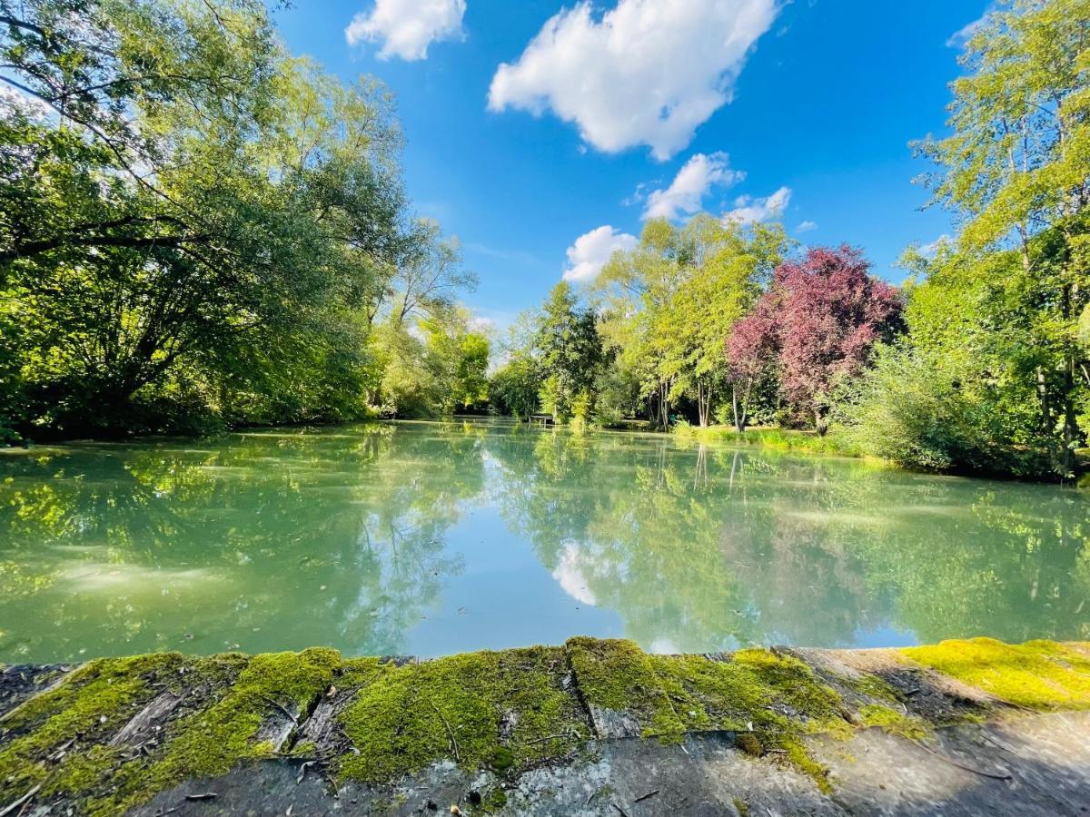 La Maison De L'Etang Sampigny Luaran gambar